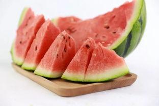 夏季吃瓜死人,吃瓜安全记心间——夏季吃瓜意外事件警示录