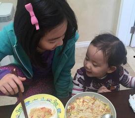 小妹和小二娃最新吃野瓜,小妹与小二娃的野瓜探险记